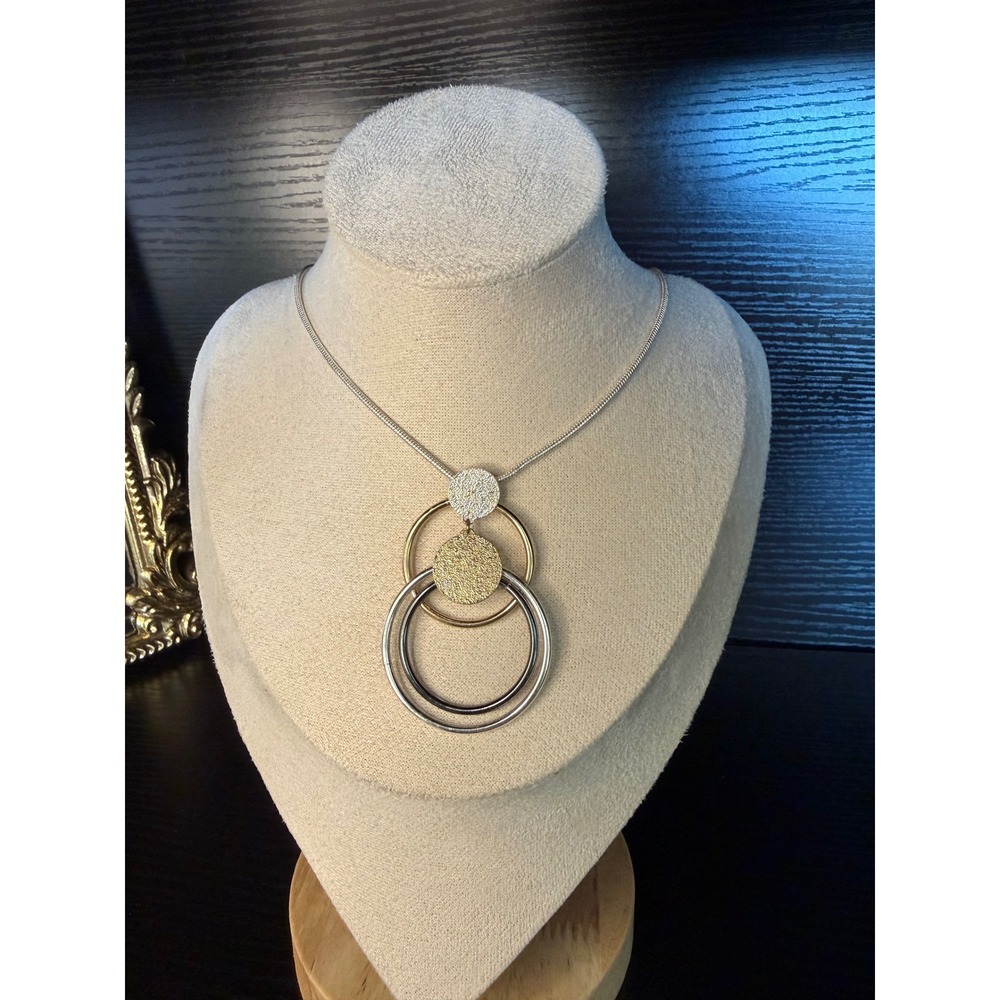 Nine West Mixed Metal Lariat Necklace Gold Silver Gunmetal Toned Circles Bolo
